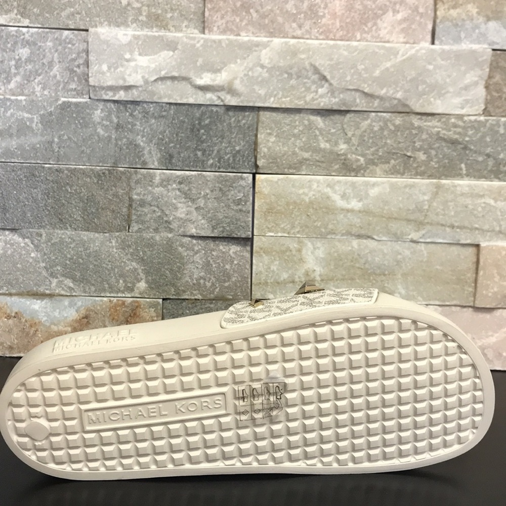 🎁 MICHAEL MICHAEL KORS Gilmore Studded Logo Slide - Picture 6 of 6